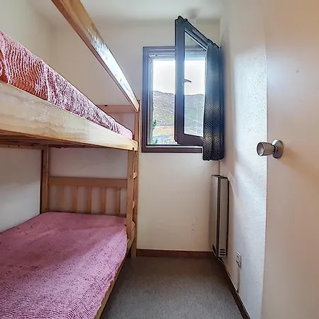Classique Aux Menuires, Proche Des Pistes - Fr-1-344-1228 Apartment *